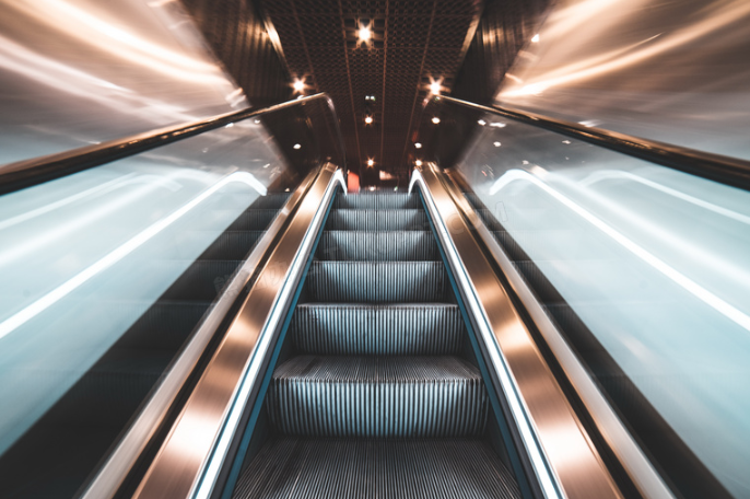 自动扶梯